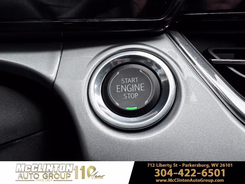 2026 Summit White Chevrolet Trax LT FWD SUV