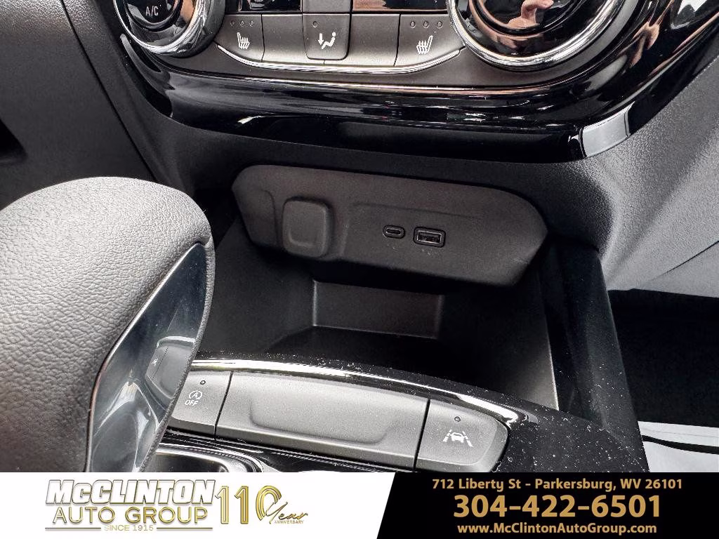 2026 Mosaic Black Metallic Chevrolet Trax LT FWD SUV
