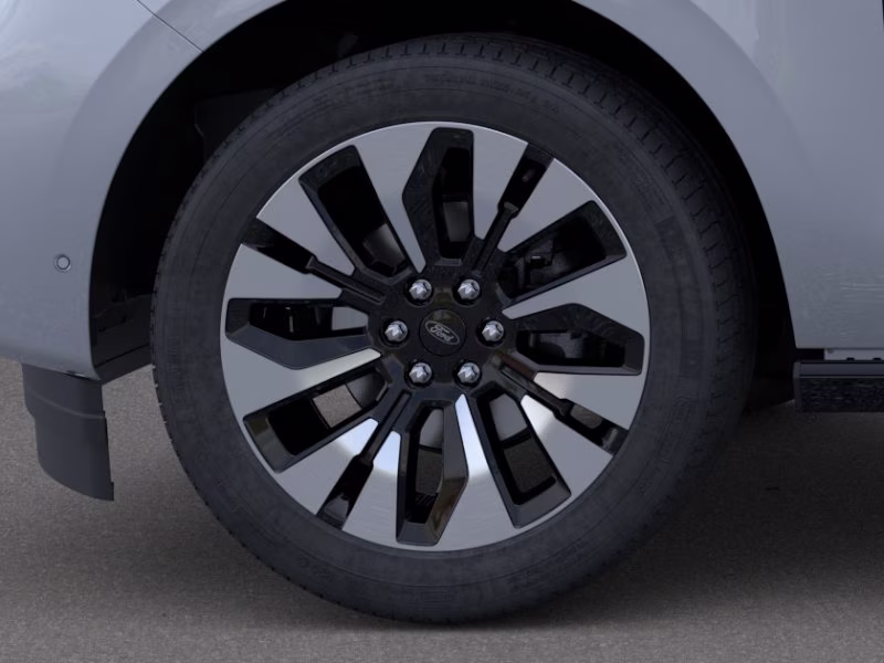 2026 Glacier Gray Metallic Tri-Coat Ford Expedition Platinum 4X4 SUV