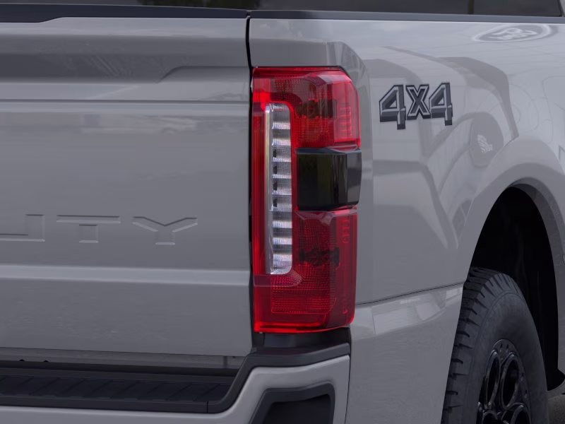 2026 Avalanche Ford Super Duty F-350 SRW LARIAT 4X4 Truck