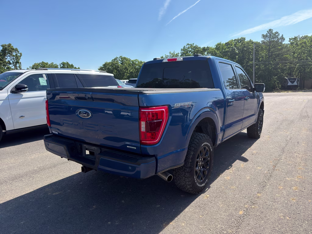 2022 Atlas Blue Metallic Ford F-150 XLT 4X4 Truck