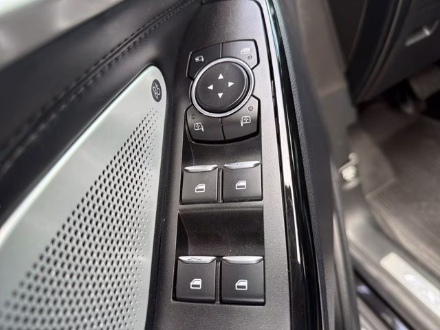 2022 Agate Black Metallic Ford Explorer Platinum 4X4 SUV