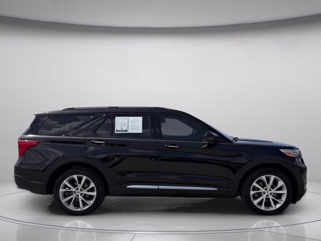 2022 Agate Black Metallic Ford Explorer Platinum 4X4 SUV