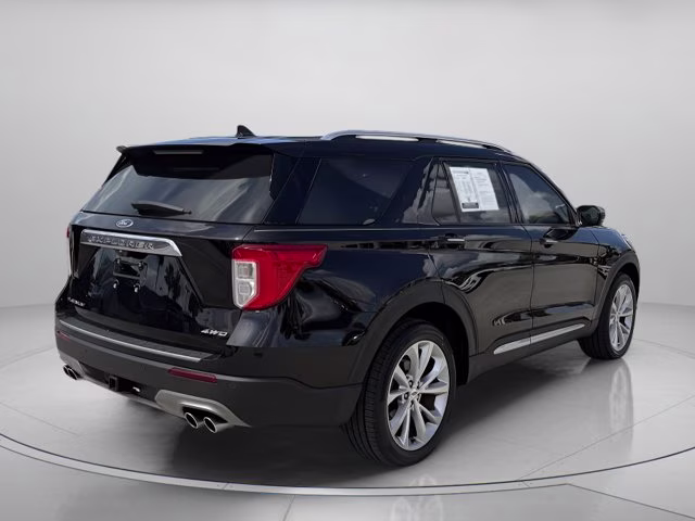 2022 Agate Black Metallic Ford Explorer Platinum 4X4 SUV