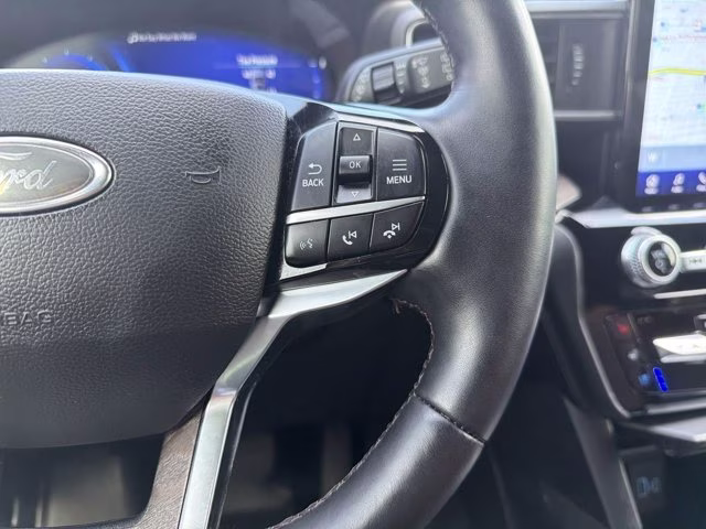 2022 Agate Black Metallic Ford Explorer Platinum 4X4 SUV