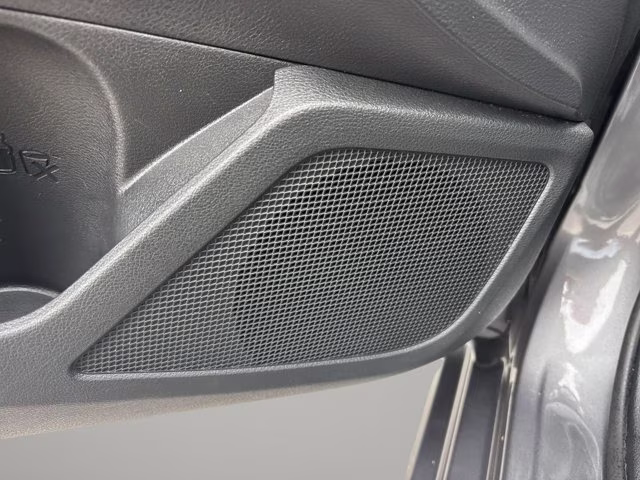 2024 Gun Metallic Nissan Altima 2.5 SV FWD Sedan