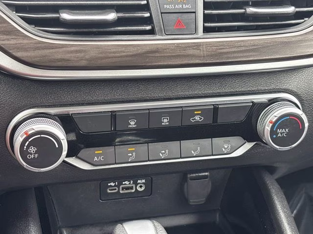 2024 Gun Metallic Nissan Altima 2.5 SV FWD Sedan