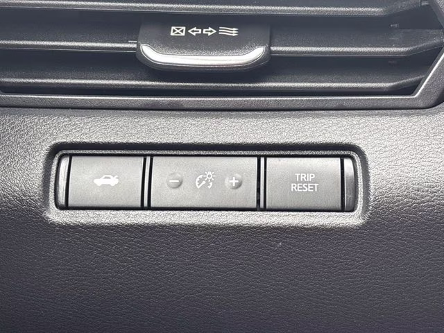 2024 Gun Metallic Nissan Altima 2.5 SV FWD Sedan