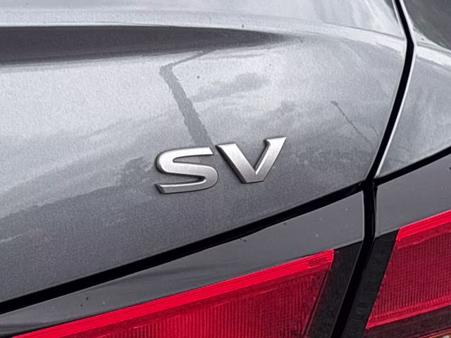 2024 Gun Metallic Nissan Altima 2.5 SV FWD Sedan