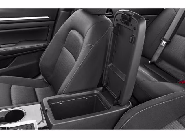 2024 Brilliant Silver Metallic Nissan Altima 2.5 SV FWD Sedan