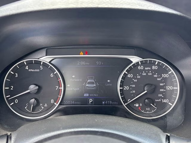 2024 Brilliant Silver Metallic Nissan Altima 2.5 SV FWD Sedan