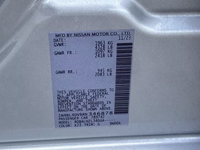 2024 Brilliant Silver Metallic Nissan Altima 2.5 SV FWD Sedan