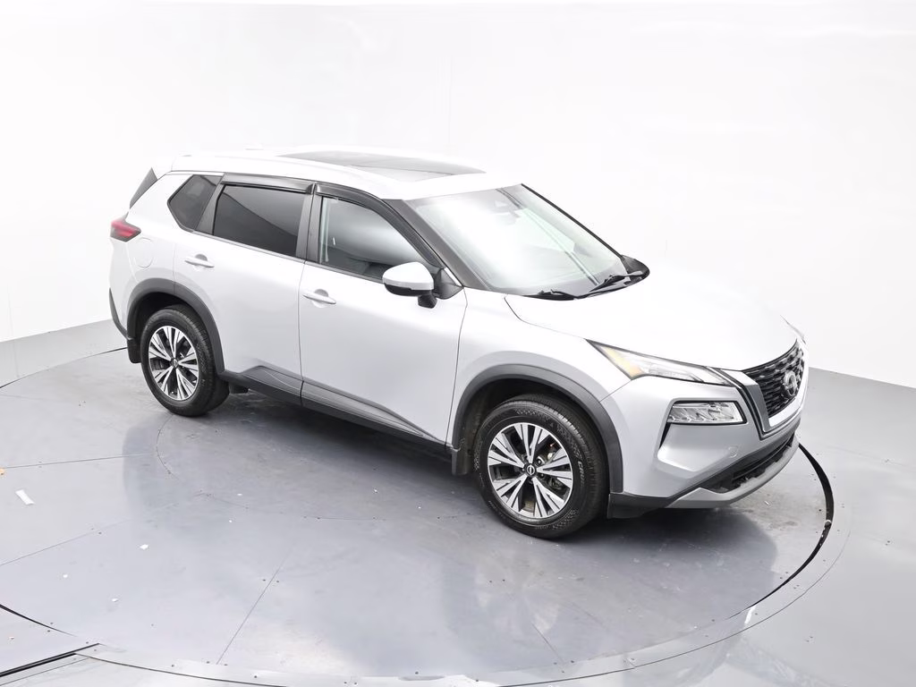 2022 Brilliant Silver Metallic Nissan Rogue SV FWD SUV