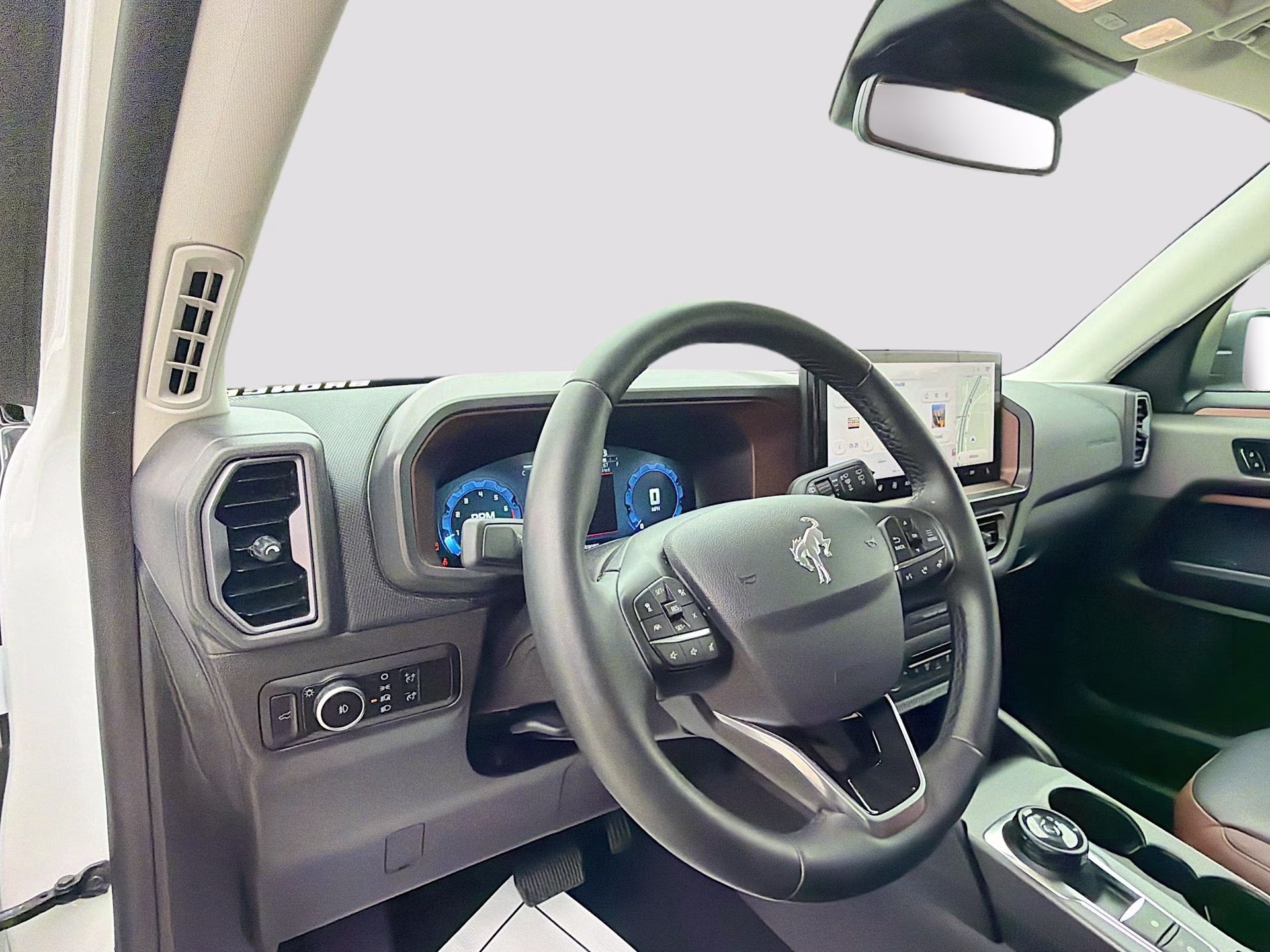 2025 Oxford White Ford Bronco Sport Outer Banks 4X4 SUV