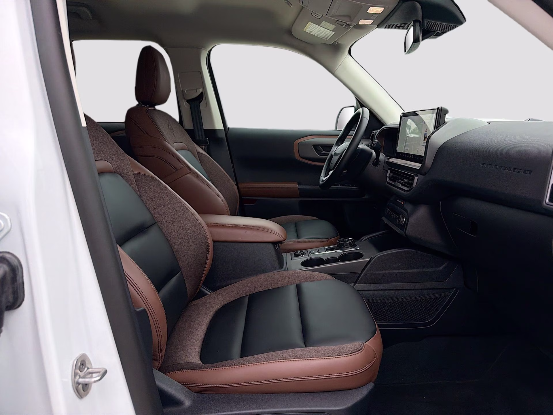 2025 Oxford White Ford Bronco Sport Outer Banks 4X4 SUV