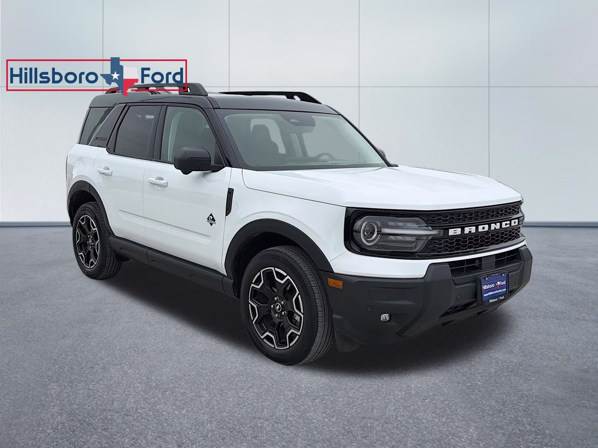 2025 Oxford White Ford Bronco Sport Outer Banks 4X4 SUV