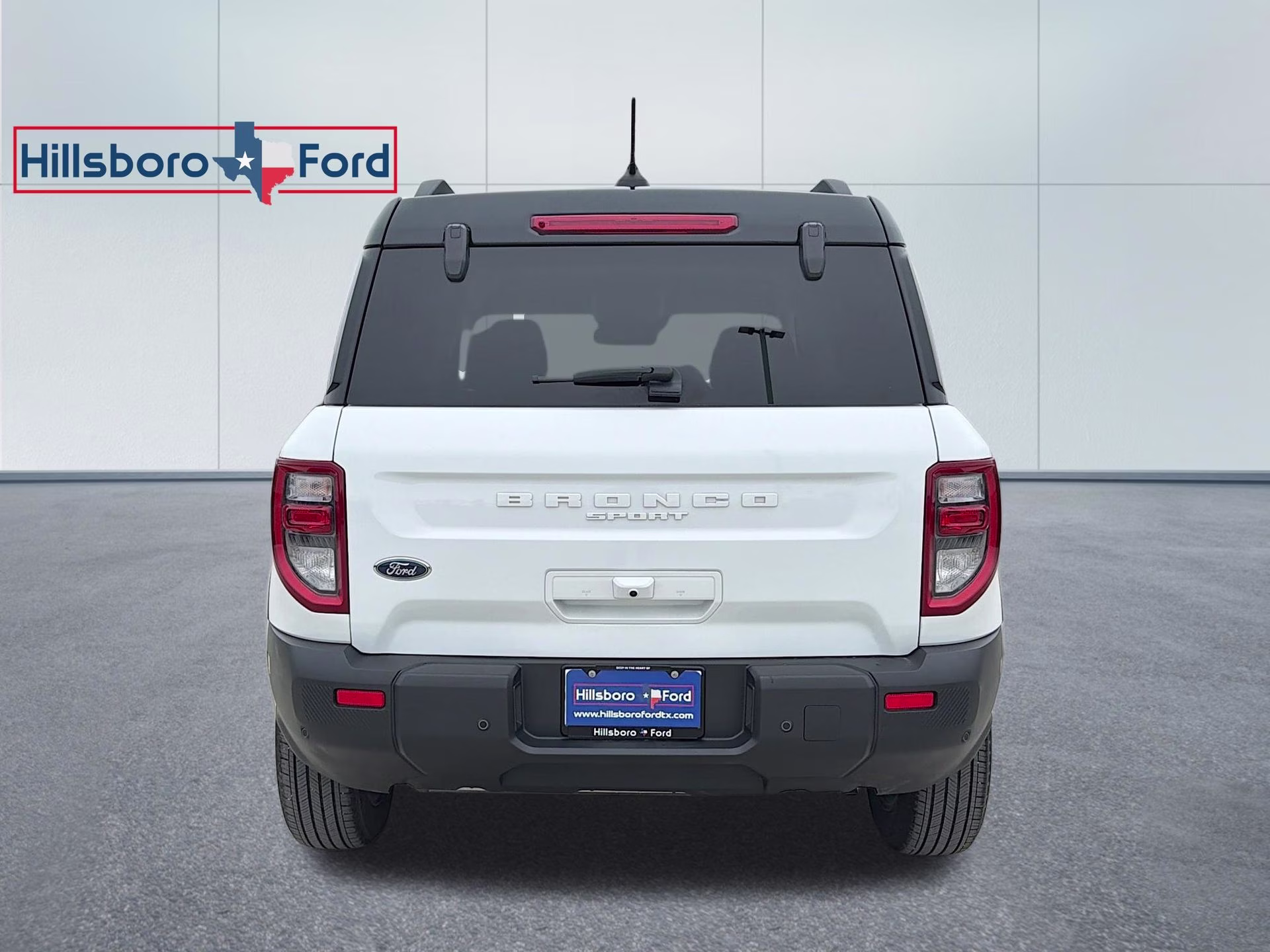 2025 Oxford White Ford Bronco Sport Outer Banks 4X4 SUV