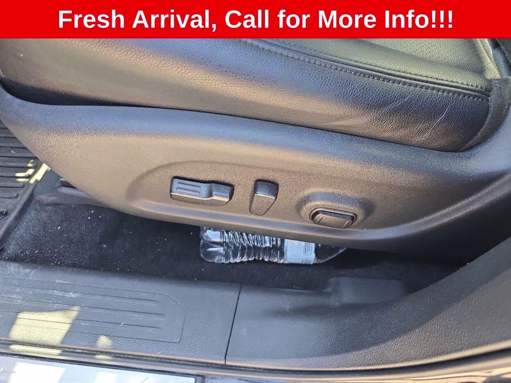 2017 Magnetic Black Metallic Nissan Murano Platinum FWD SUV
