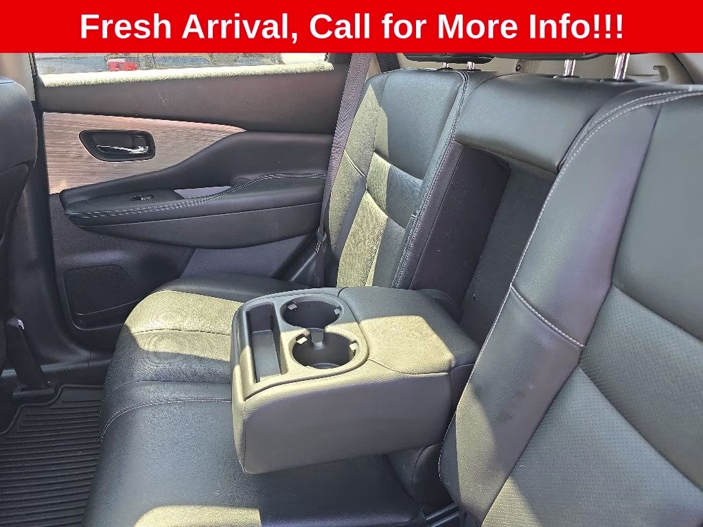 2017 Magnetic Black Metallic Nissan Murano Platinum FWD SUV