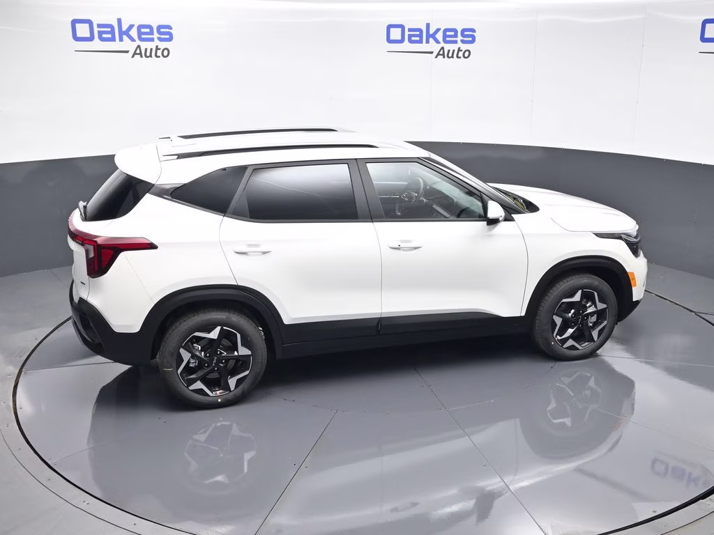 2026 Snow White Pearl Kia Seltos S AWD SUV