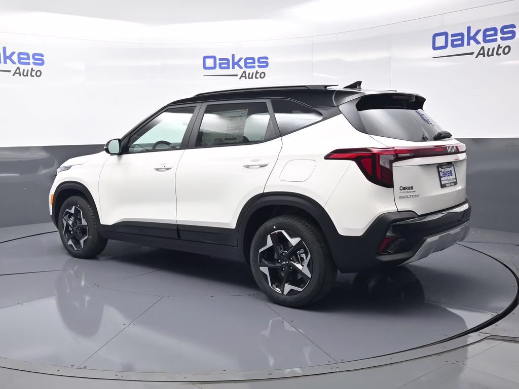2026 Clear White/Black Roof Kia Seltos S AWD SUV