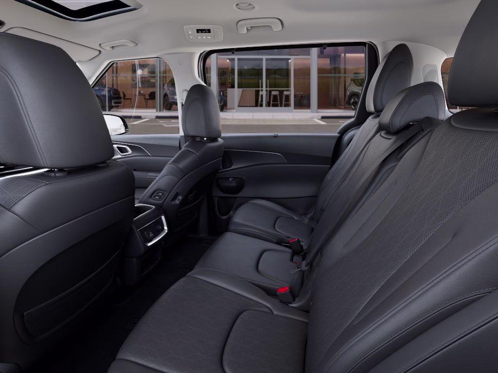 2026 Panthera Metal Kia Carnival Hybrid SX FWD Van
