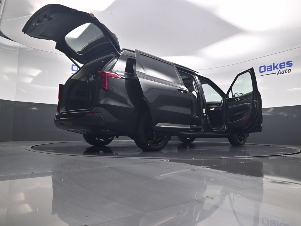 2026 Panthera Metal Kia Carnival Hybrid SX FWD Van