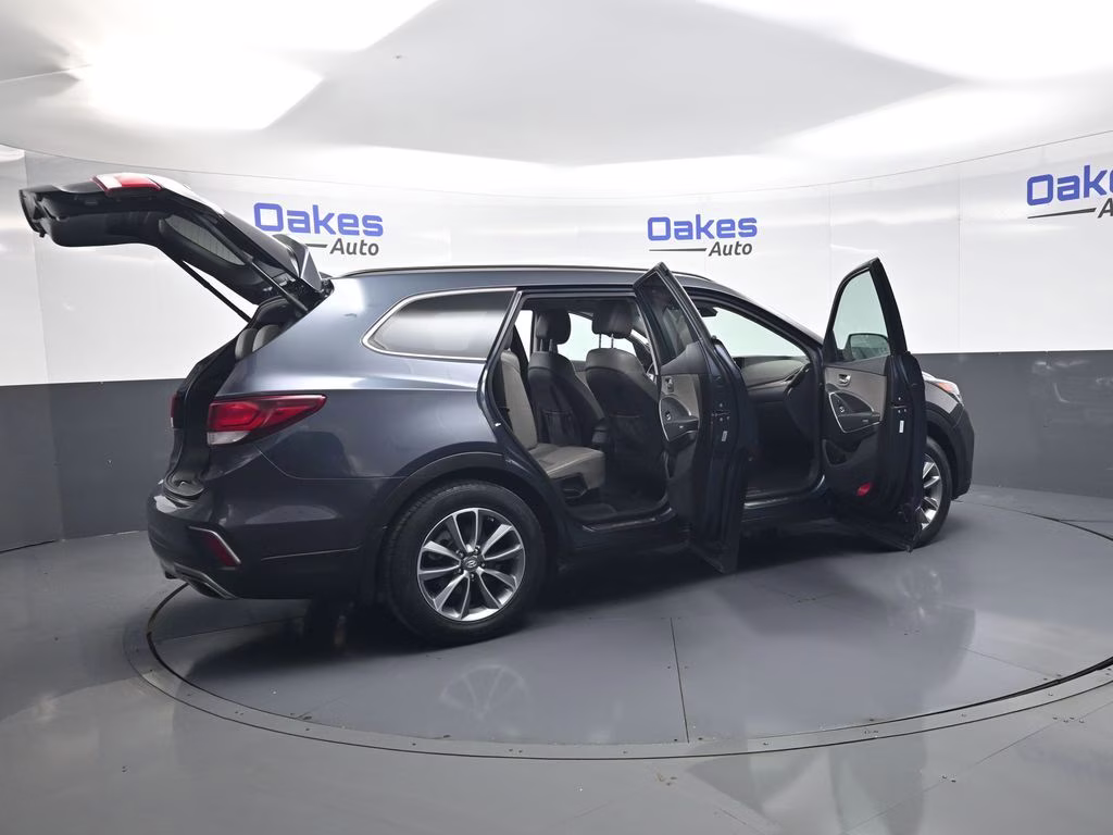 2019 Night Sky Pearl Hyundai Santa Fe XL SE FWD SUV
