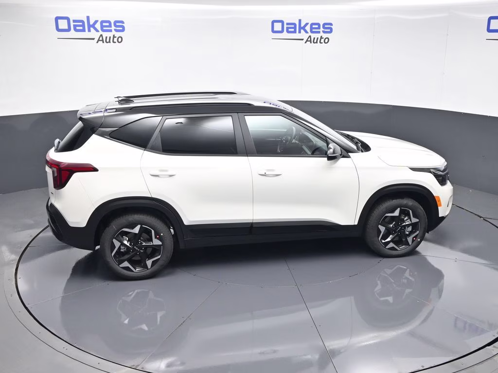2026 Clear White/Black Roof Kia Seltos S AWD SUV