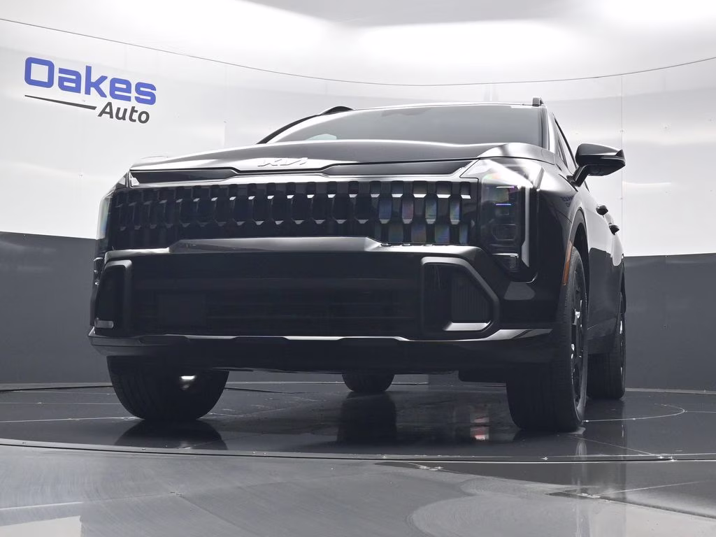 2026 Fusion Black Kia Sportage Hybrid X-Line AWD SUV