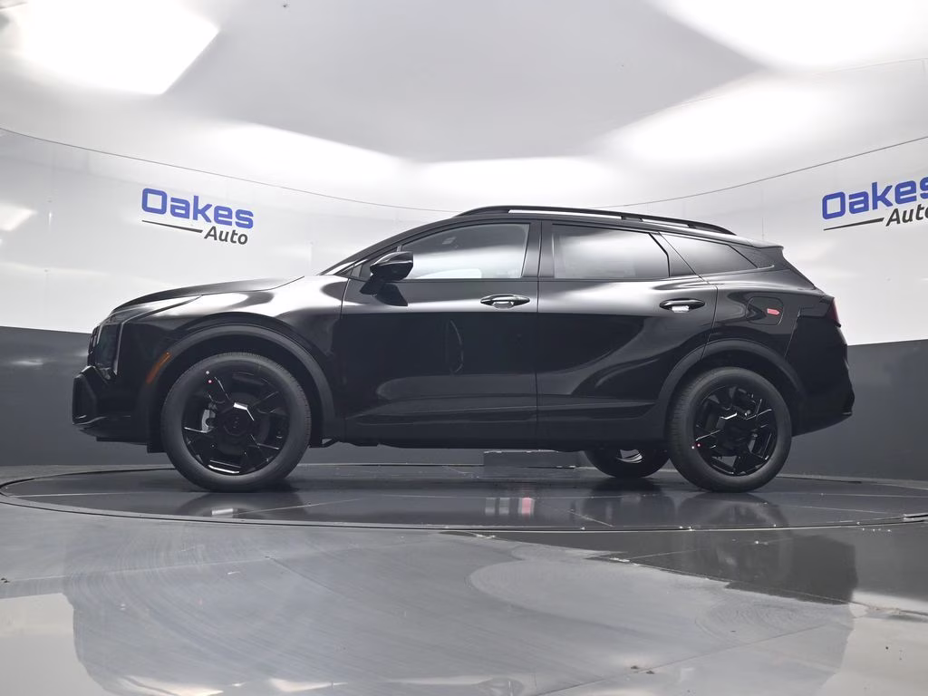 2026 Fusion Black Kia Sportage Hybrid X-Line AWD SUV