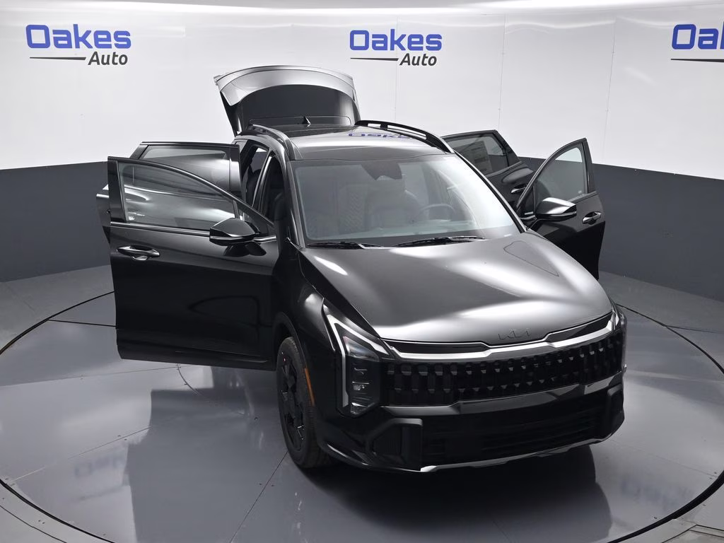 2026 Fusion Black Kia Sportage Hybrid X-Line AWD SUV