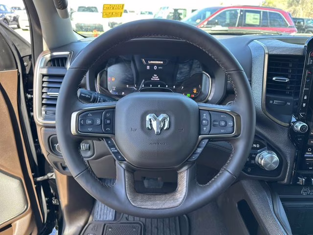 2025 Diamond Black Crystal Pearlcoat Ram 1500 Longhorn 4X4 Truck