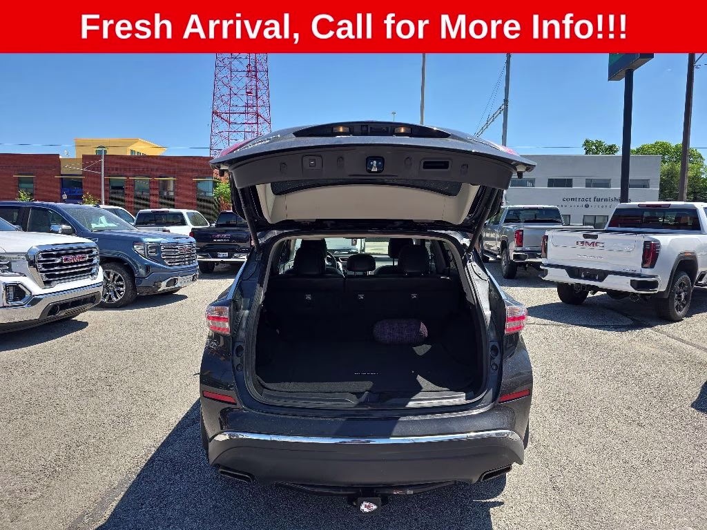 2017 Magnetic Black Metallic Nissan Murano Platinum FWD SUV