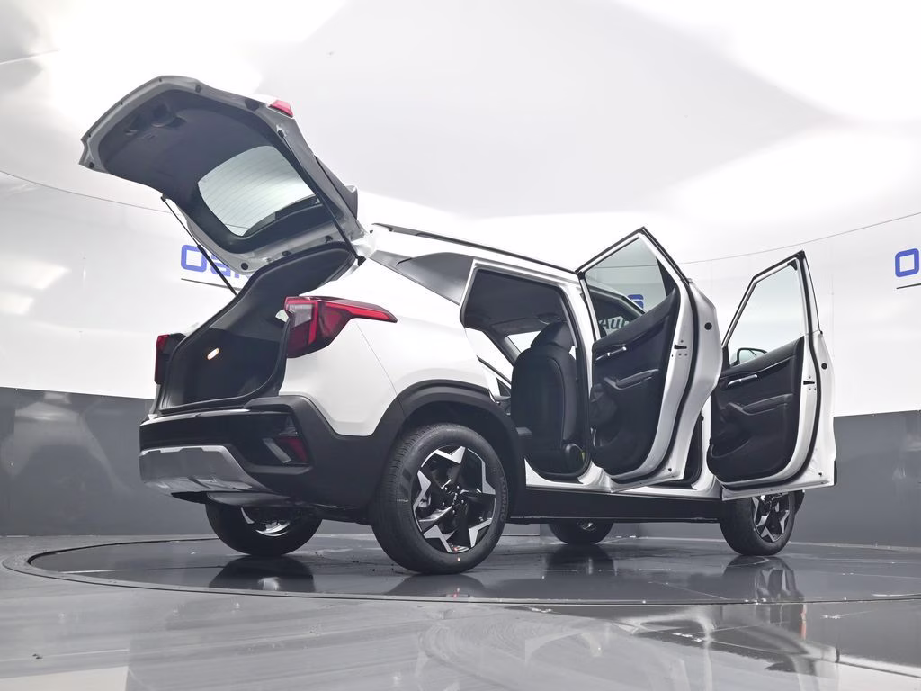 2026 Snow White Pearl Kia Seltos S AWD SUV