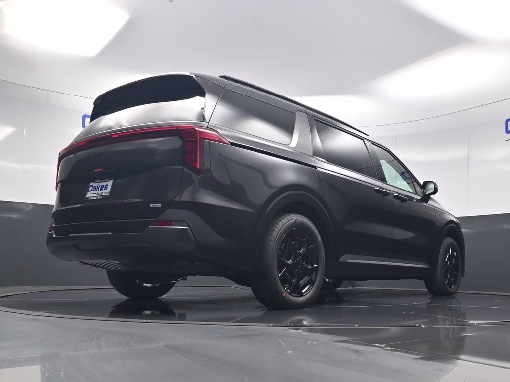 2026 Panthera Metal Kia Carnival Hybrid SX FWD Van
