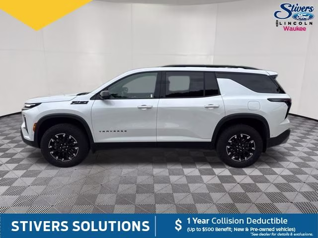 2025 Iridescent Pearl Tricoat Chevrolet Traverse Z71 AWD SUV