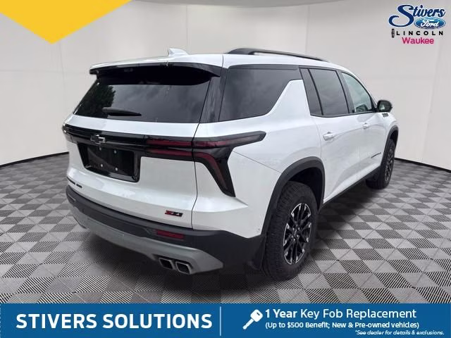 2025 Iridescent Pearl Tricoat Chevrolet Traverse Z71 AWD SUV