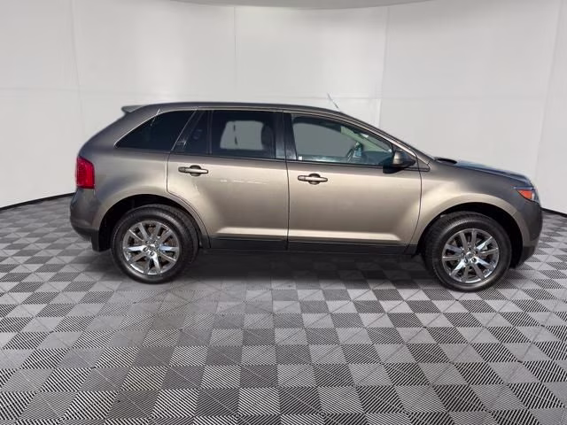 2014 Mineral Gray Metallic Ford Edge SEL FWD SUV