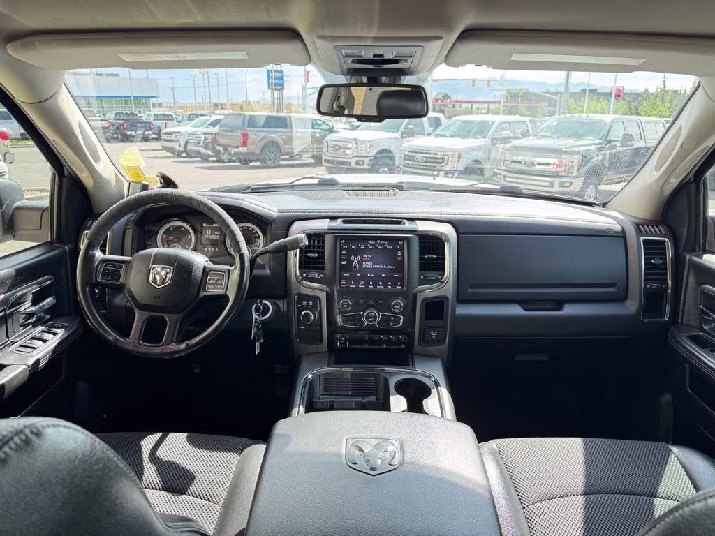 2018 Bright White Clearcoat Ram 2500 Big Horn 4X4 Truck