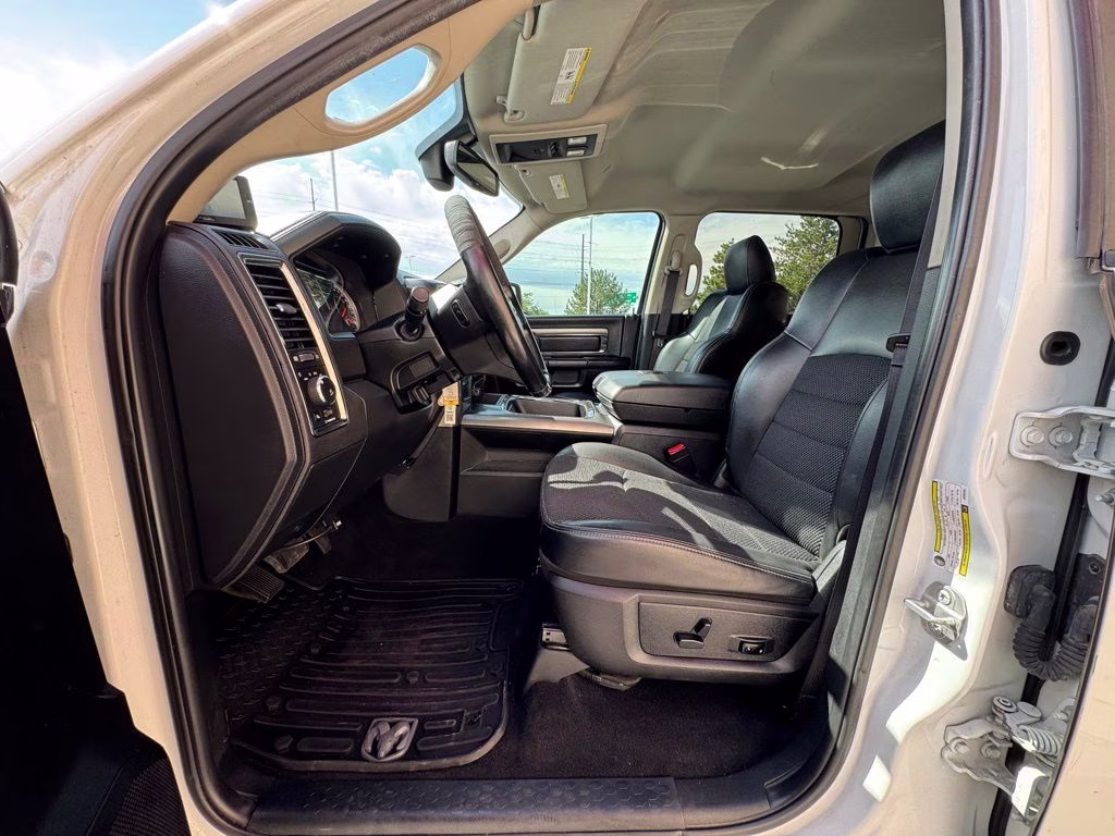 2018 Bright White Clearcoat Ram 2500 Big Horn 4X4 Truck