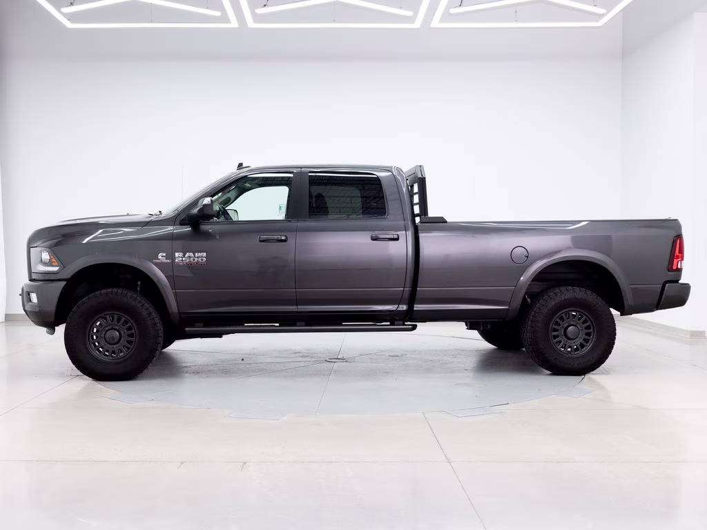 2018 Granite Crystal Metallic Clearcoat Ram 2500 Laramie 4X4 Truck