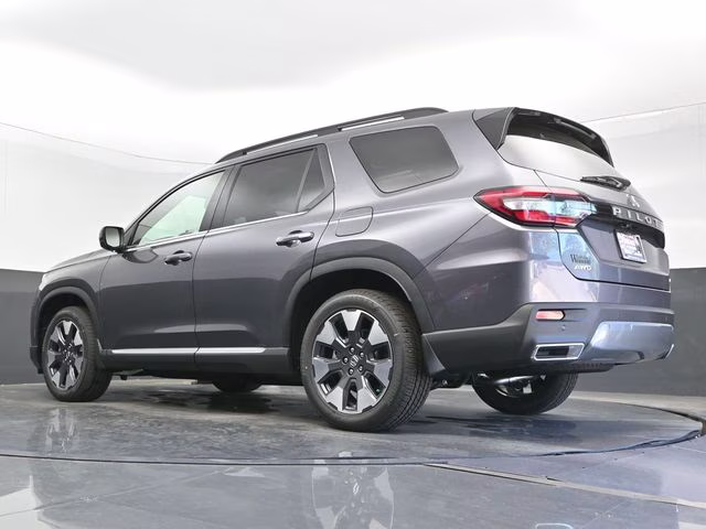 2026 Modern Steel Metallic Honda Pilot Elite AWD SUV
