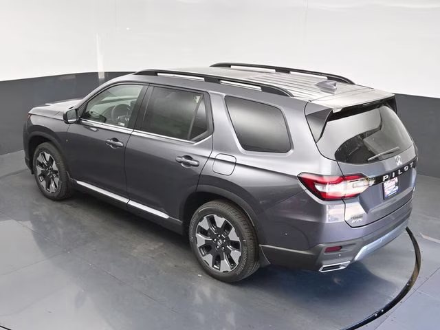 2026 Modern Steel Metallic Honda Pilot Elite AWD SUV