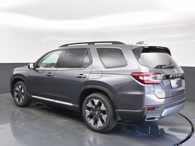 2026 Modern Steel Metallic Honda Pilot Elite AWD SUV