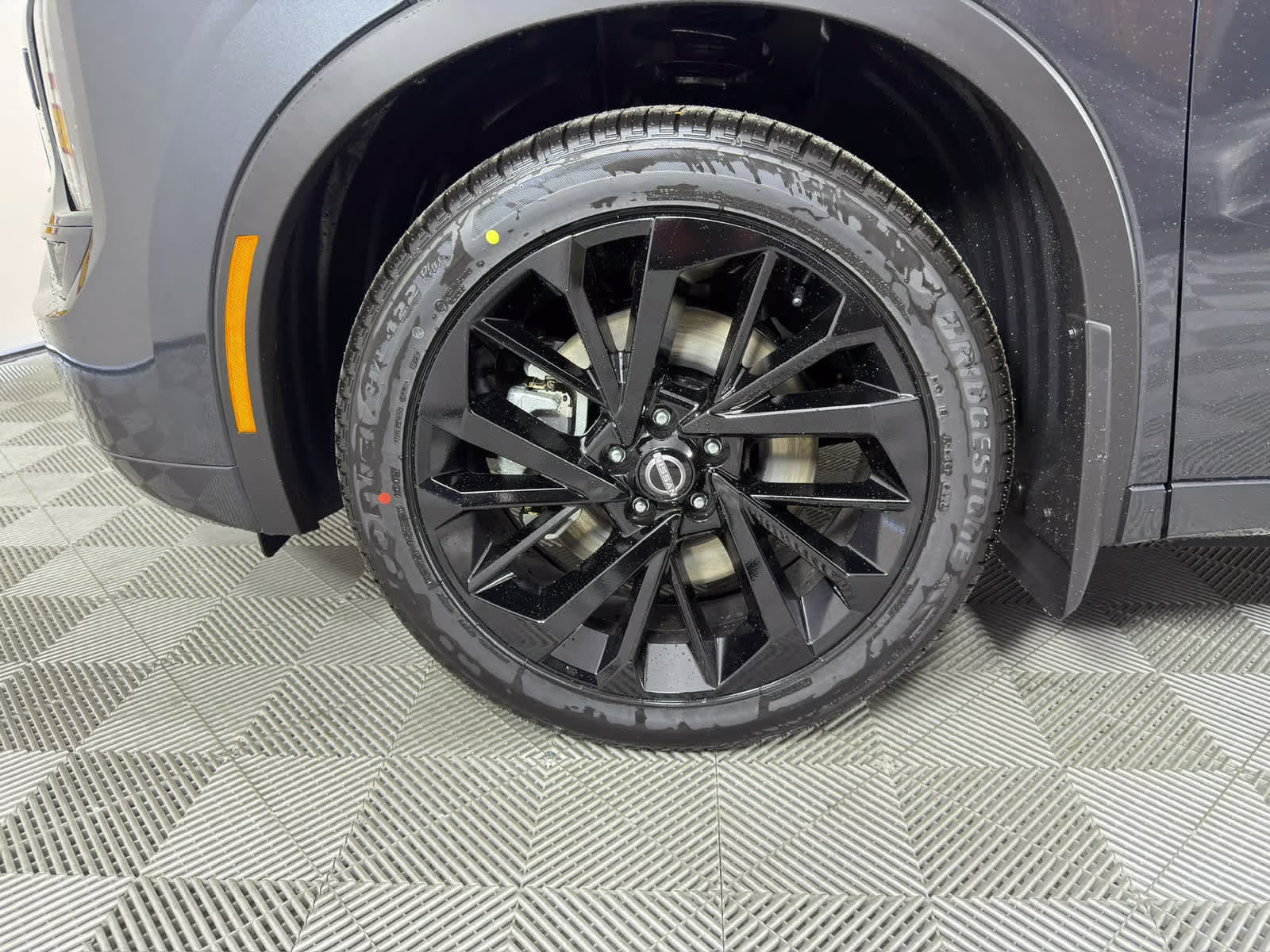 2026 Moonrock Gray Nissan Rogue Plug-In Hybrid Platinum AWD SUV