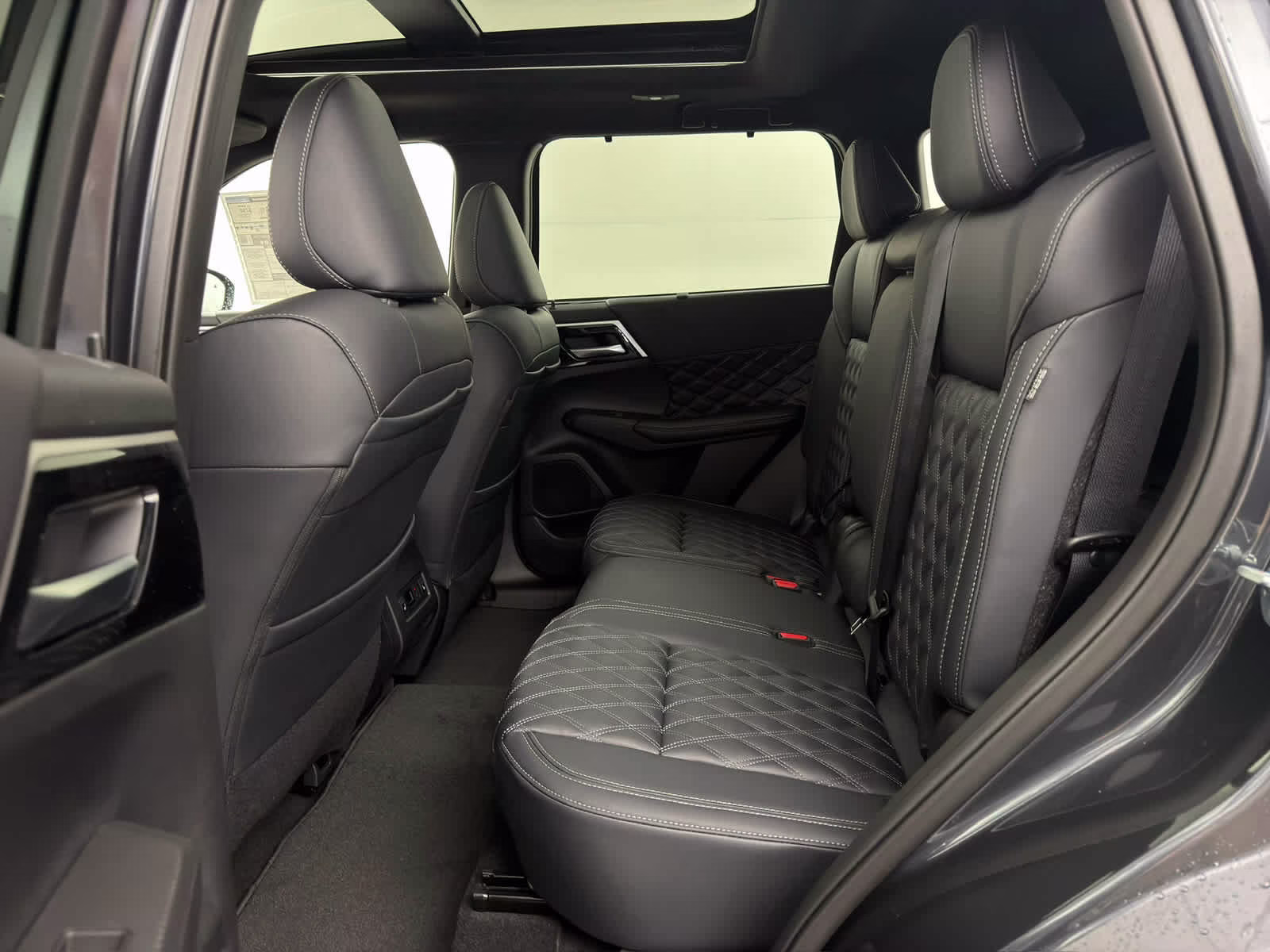 2026 Moonrock Gray Nissan Rogue Plug-In Hybrid Platinum AWD SUV