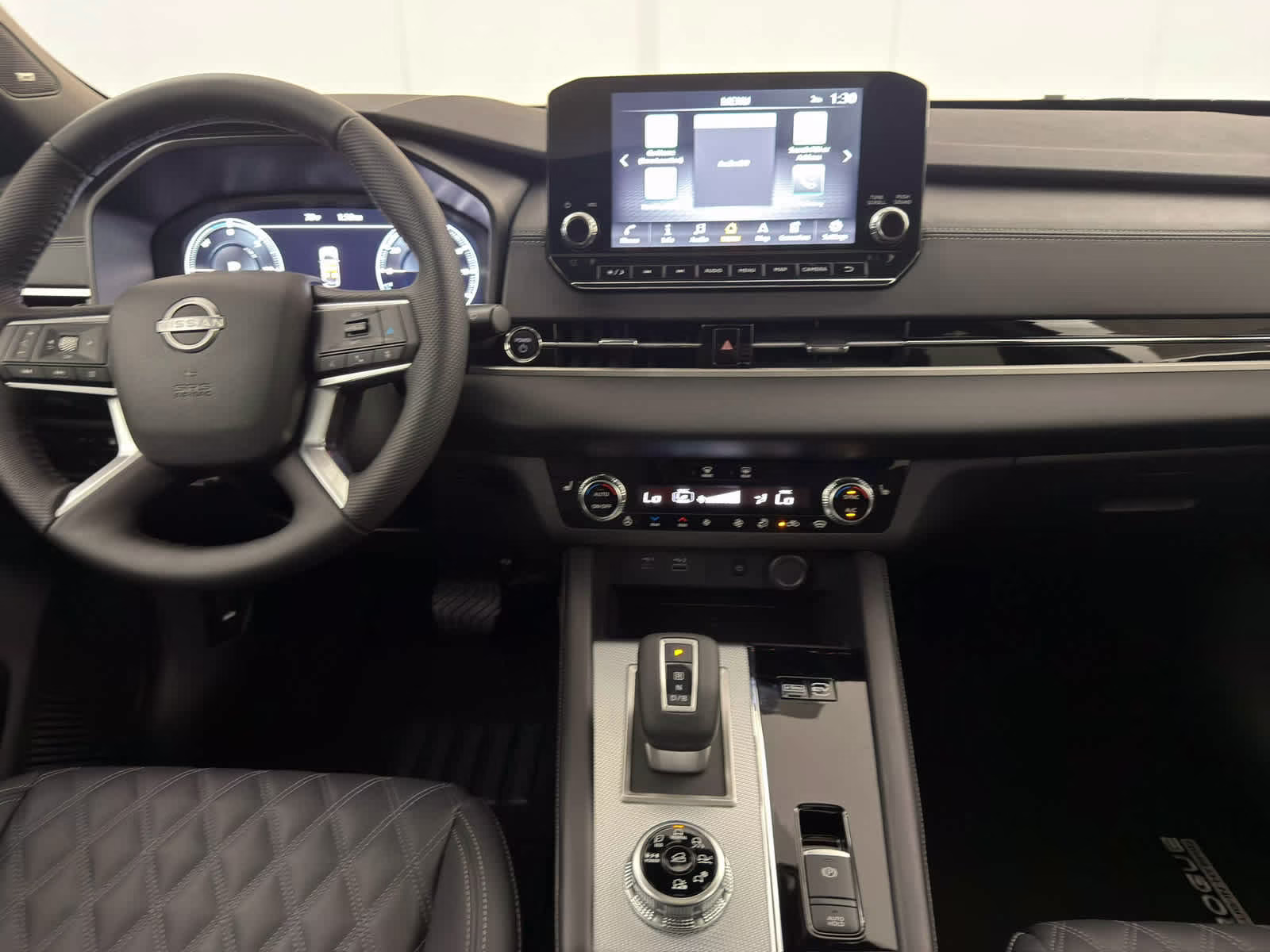 2026 Moonrock Gray Nissan Rogue Plug-In Hybrid Platinum AWD SUV