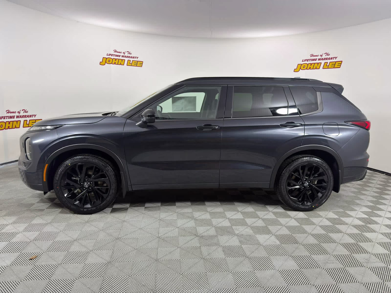 2026 Moonrock Gray Nissan Rogue Plug-In Hybrid Platinum AWD SUV
