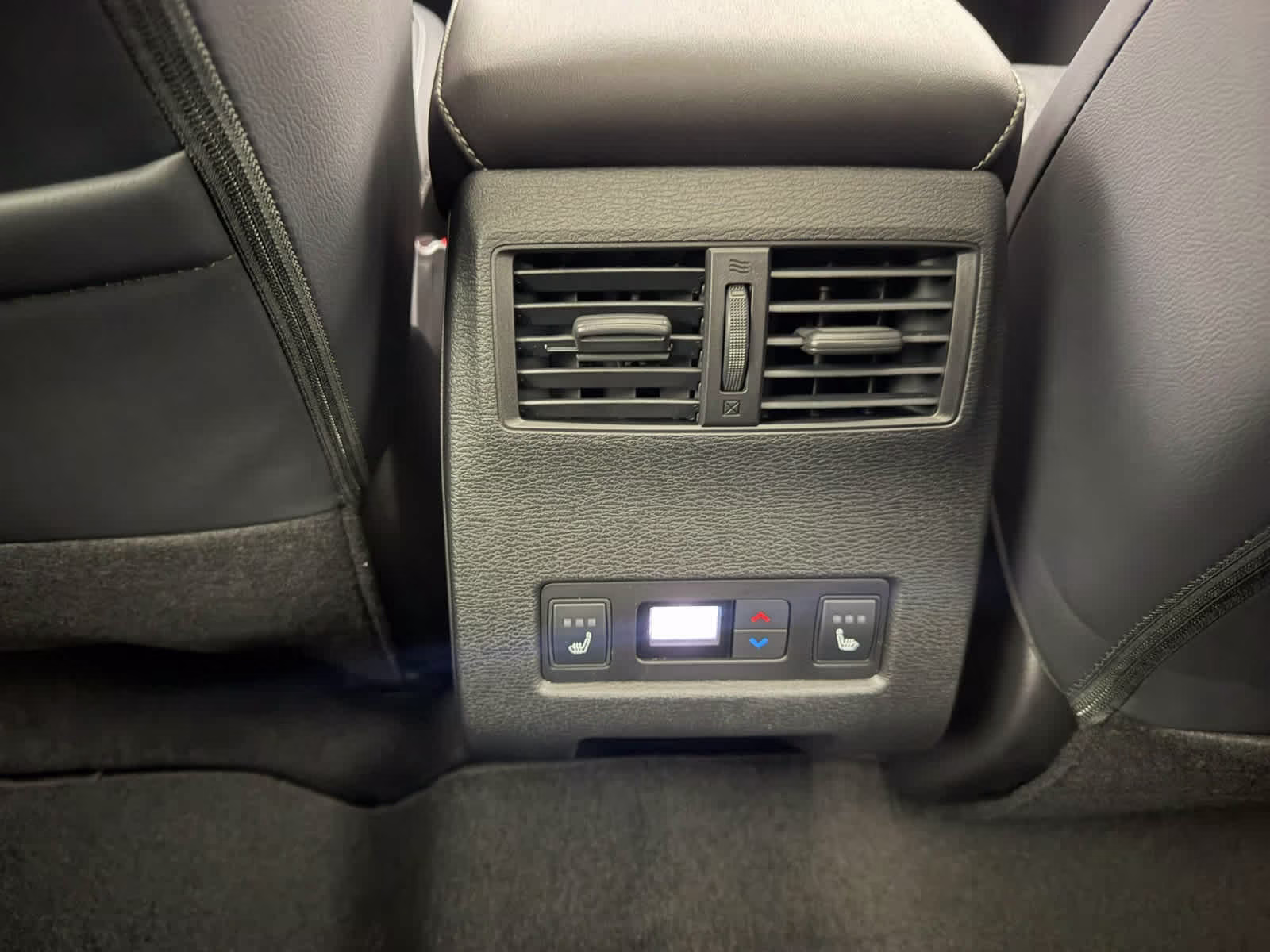 2026 Moonrock Gray Nissan Rogue Plug-In Hybrid Platinum AWD SUV